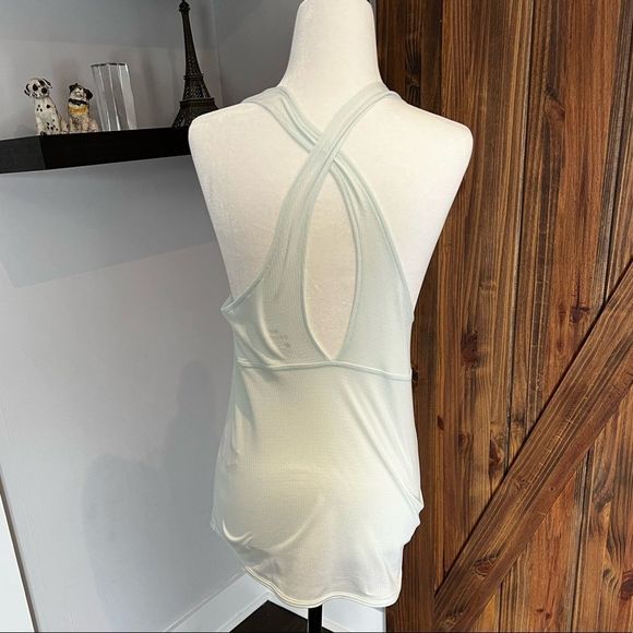 Nike Tank Top - Picture 3 of 7